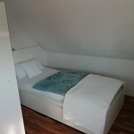 Jule Ii * غرنزاش ويلن